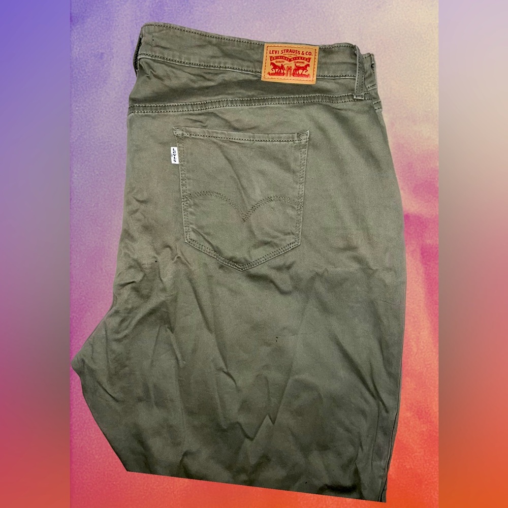 Olive Green Levi’s Pants